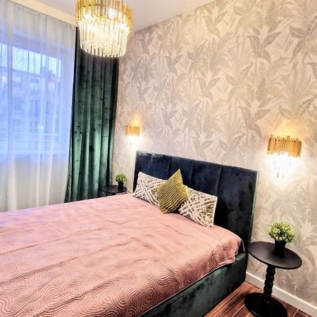 University District&City Gateaway Free Parking! Лодзь Экстерьер фото